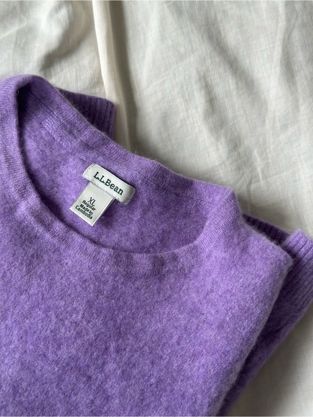 L.L. Bean Cashemere Women's Lavender Crewneck Sweater